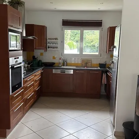 Maison Entiere 6 Personnes, 3 Lits, 2 Salles De Bains, Parking, Au Calme Villa *