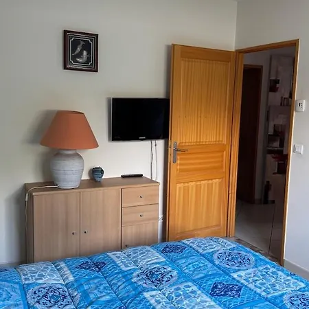 Maison Entiere 6 Personnes, 3 Lits, 2 Salles De Bains, Parking, Au Calme 빌라 구장메스트라